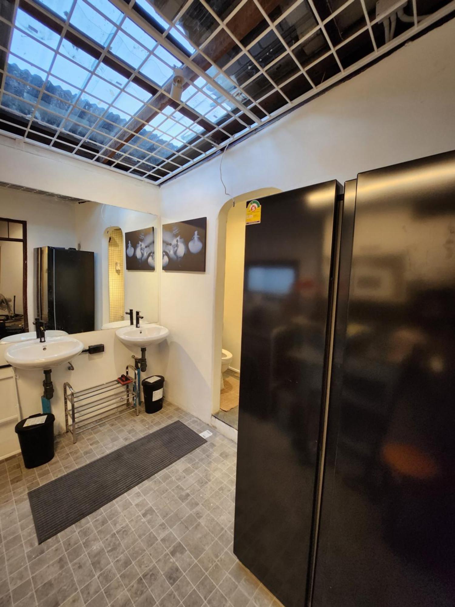 The Ordinary 8 Hostel Szuratthani Kültér fotó