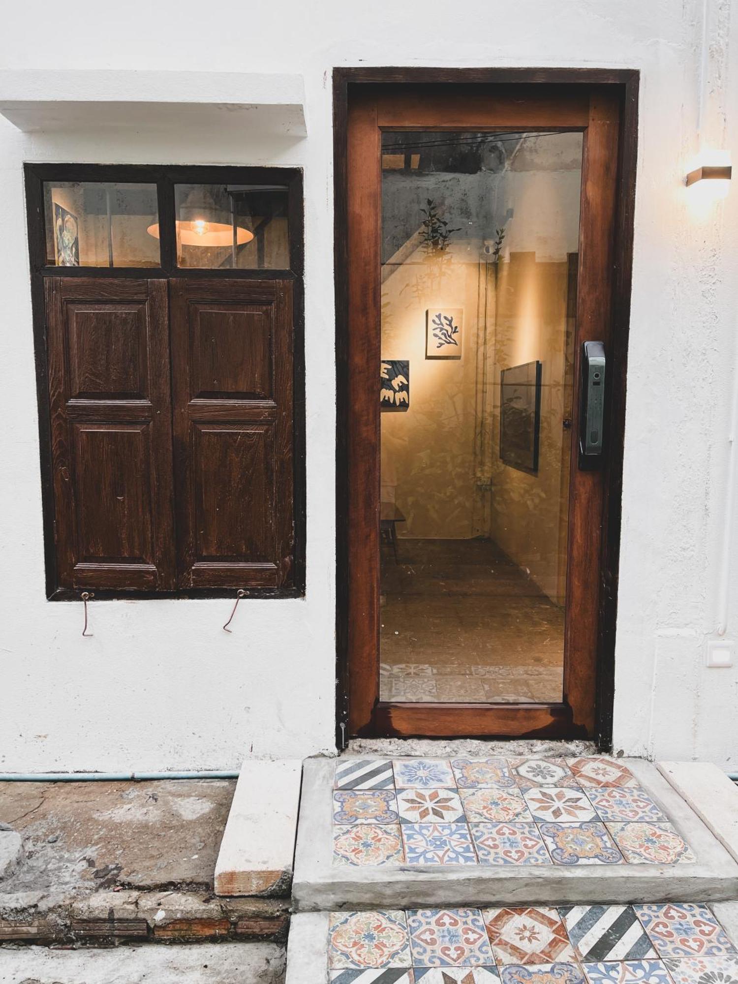 The Ordinary 8 Hostel Szuratthani Kültér fotó